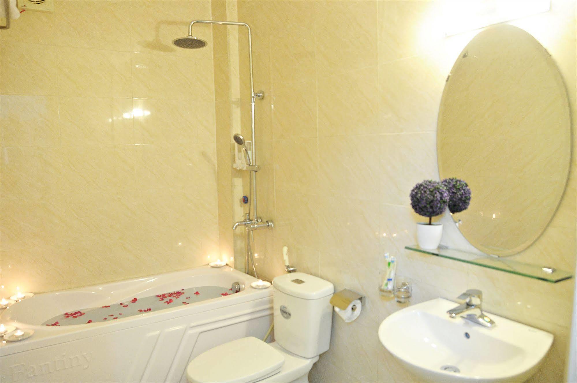 Hanoi Little Center Hotel Eksteriør billede